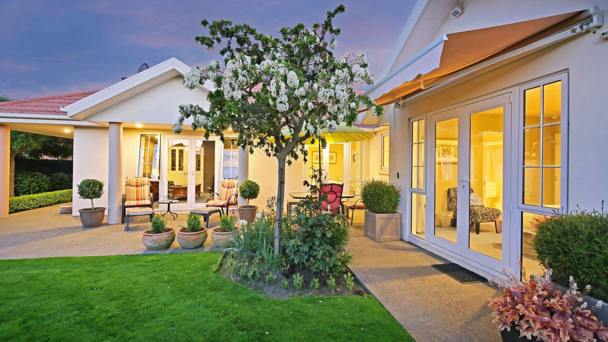 Olive House Bed And Breakfast Christchurch Exterior foto